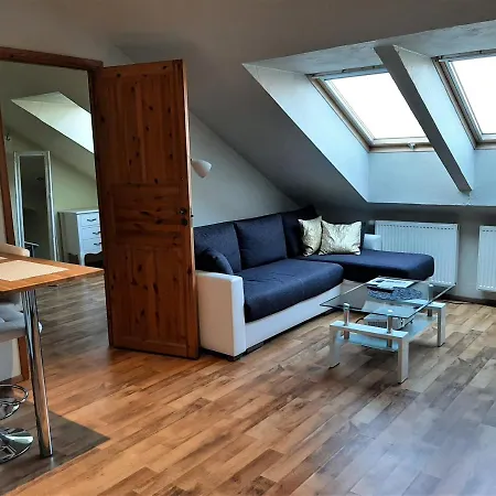 Apartment Easyrentals Near Airport